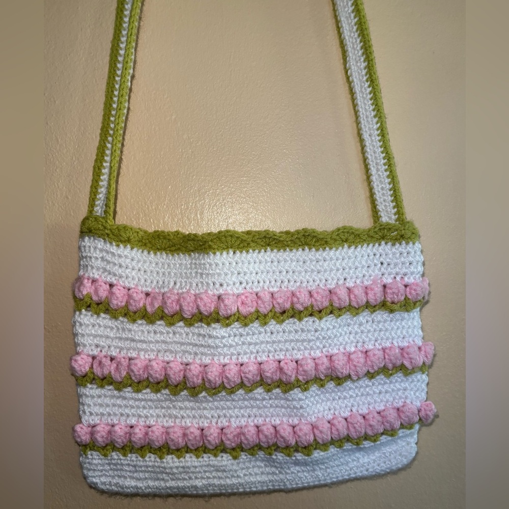 New Handmade Crochet Pink Tulip Crossbody Bag - New w/no tag